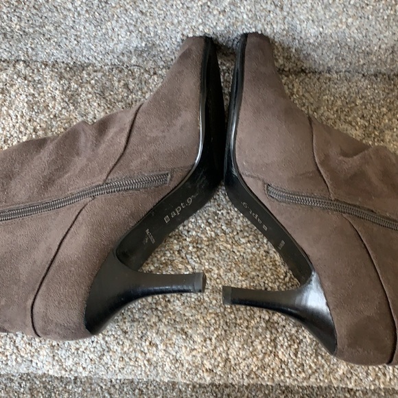 Apt 9 Gray Faux Suede Ankle Boots - Picture 4 of 8